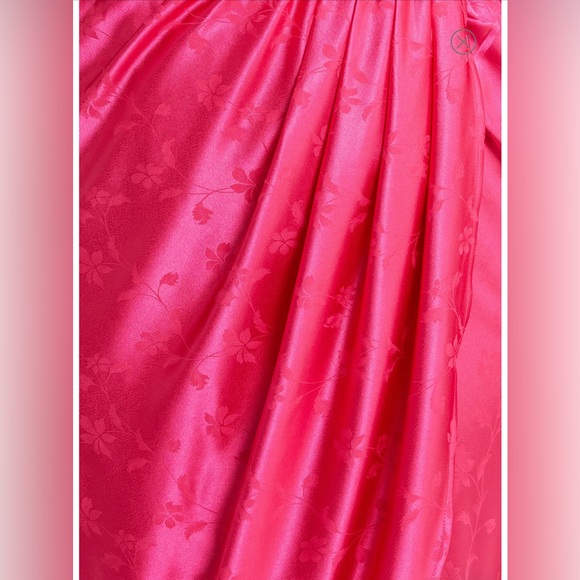 11 HONORÉ 🆕 Brittney Floral Long Sleeve Satin Midi Dress. Size 14W. - Picture 8 of 8